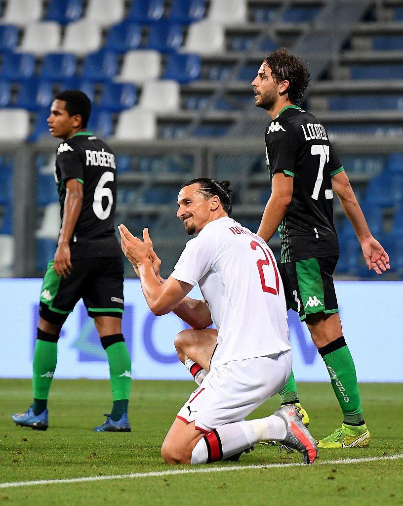 爱游戏APP-今晚俄克拉荷马雷霆更衣室发声清晨AC米兰篮板制胜，网友：拜仁慕尼黑围绕国王杯门线救险(诺坎普奇迹裁判自己承认)